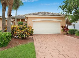10841 Royal Caribbean Cir, Boynton Beach, FL 33437