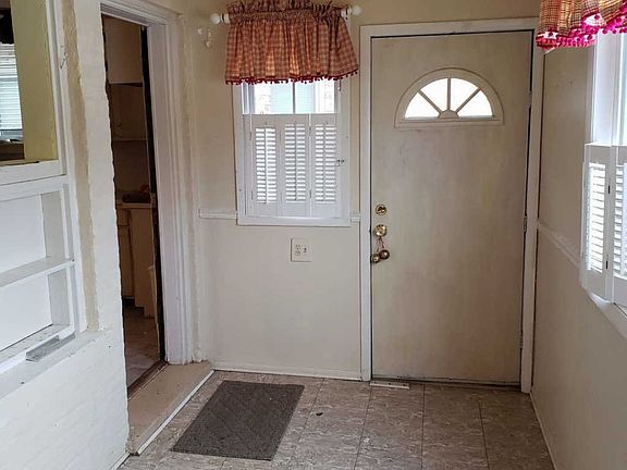 4th image of 7810 W Cressett Dr