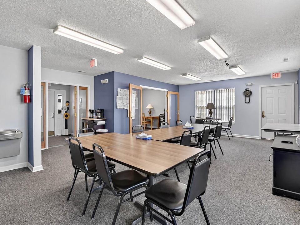 1st image of 4975 Lake Towne Dr #4933L