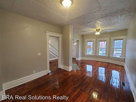 5th image of 398 Miller Ave #398
