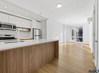 9403 Linden Ave N #3A, Seattle, WA 98103