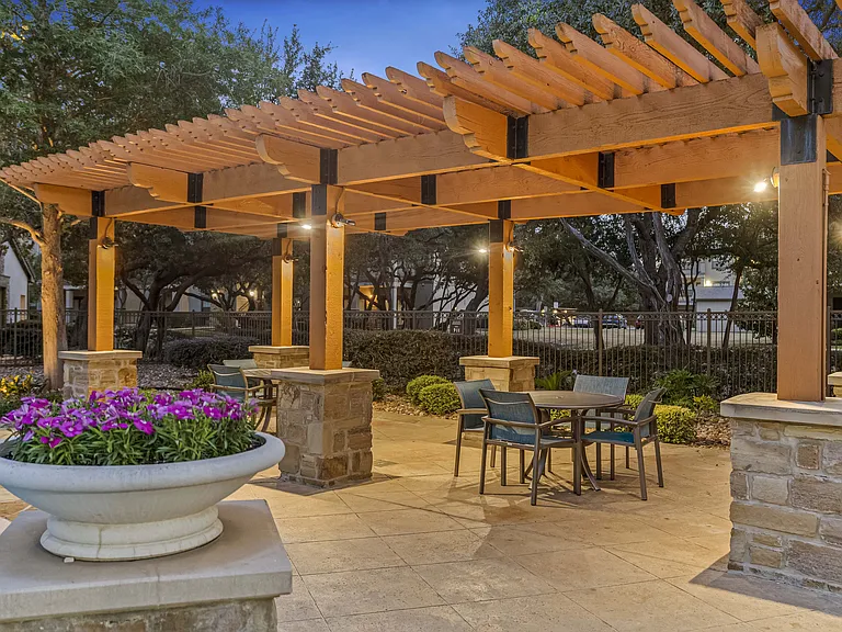 Palomino Apartments Homes — Photo 46