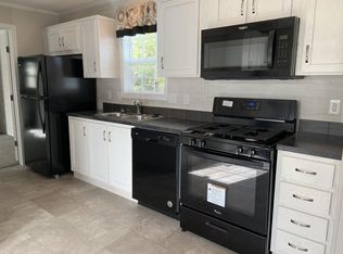 1829 Carmel Dr #96, Monroe, MI 48161