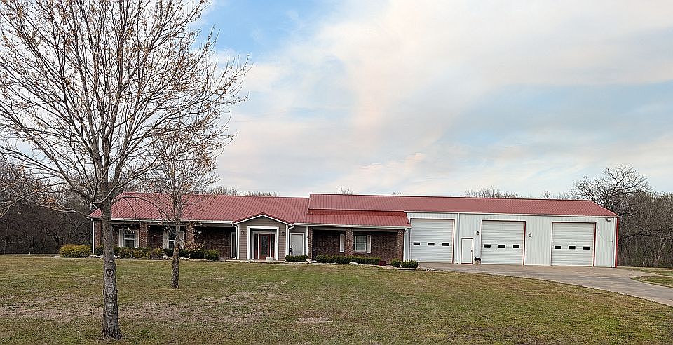 1st image of 3350 Mayer Ln