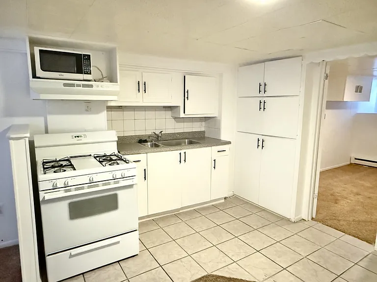 925 S Wilson Ave #3 — Photo 15