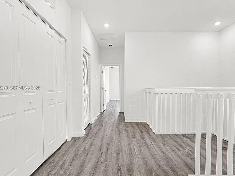 SW 125th Ave — Photo 24