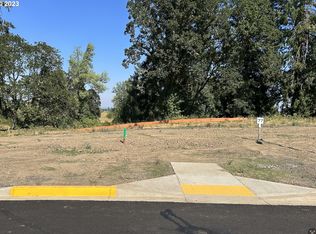 3164 NW Pinehurst Dr #77, McMinnville, OR