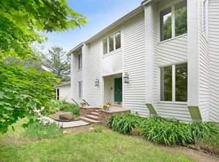 5975 Fox Hollow Ct, Ann Arbor, MI 48105