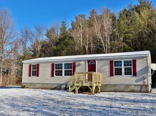 382 Mason St, Morrisonville, NY 12962