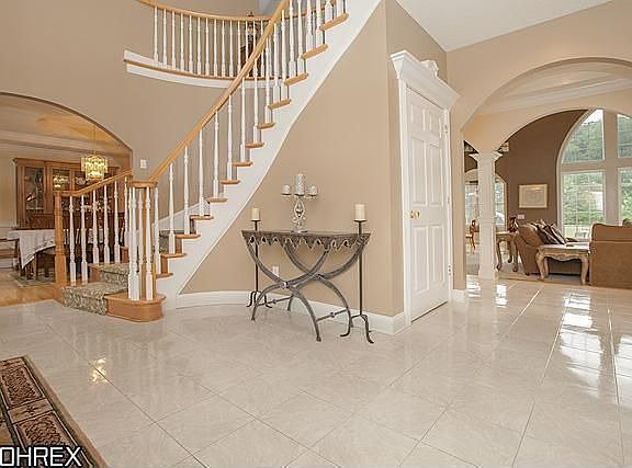 2nd image of 18675 Auburn Glen Dr