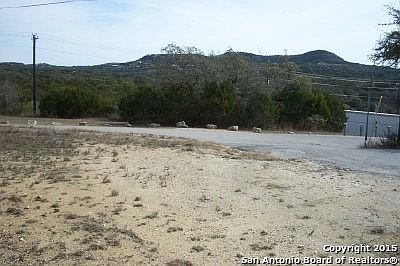 5th image of 518 Roadrunner Spur