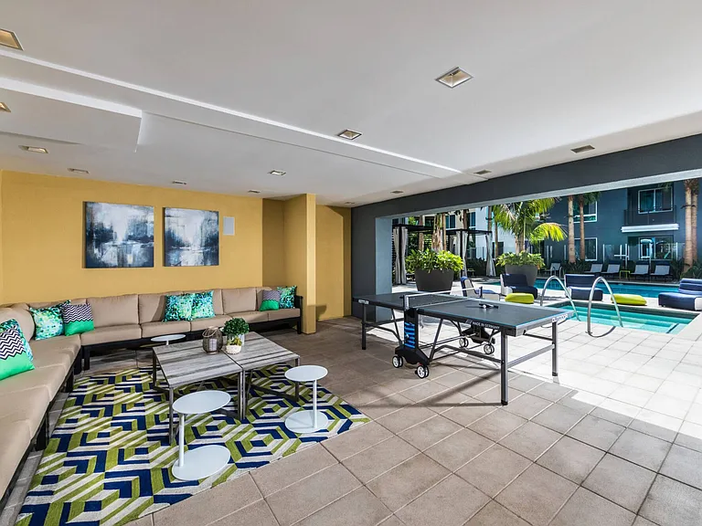 Rize Irvine — Photo 17