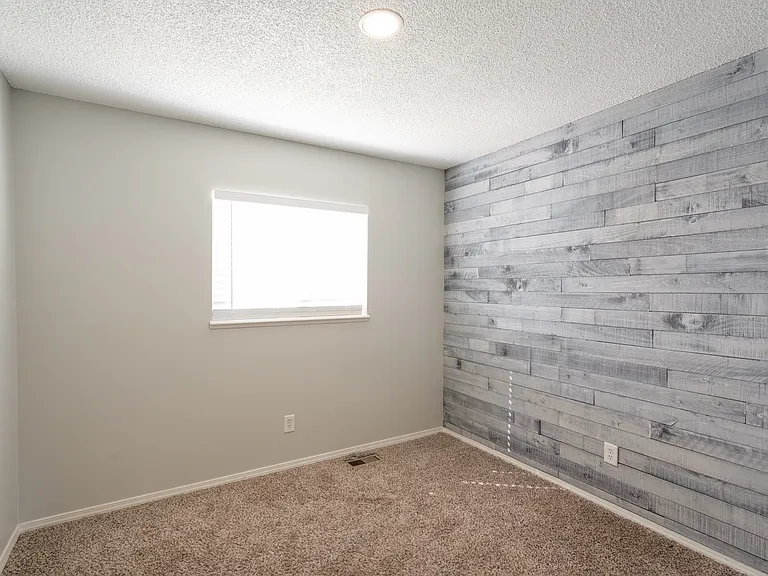 3805 Blazingwood Way — Photo 15