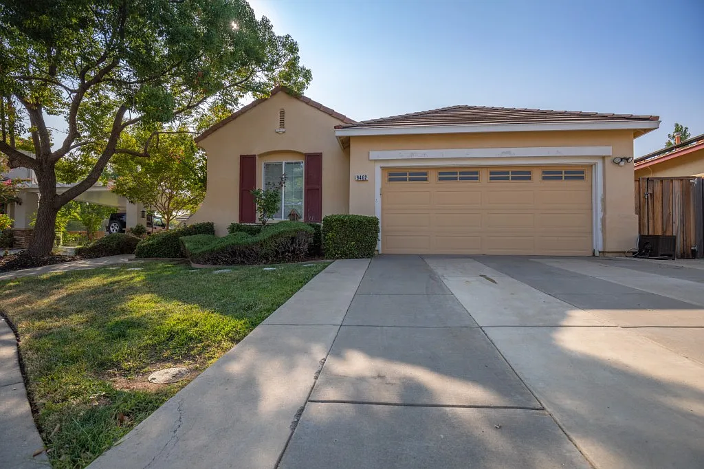9462 Rush Creek Ct photo 1
