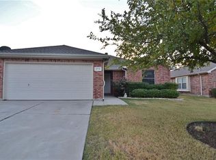 2713 Dawn Spring Dr, Little Elm, TX 75068