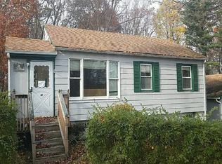 23 Ellen Rd, Lake Hopatcong, NJ 07849