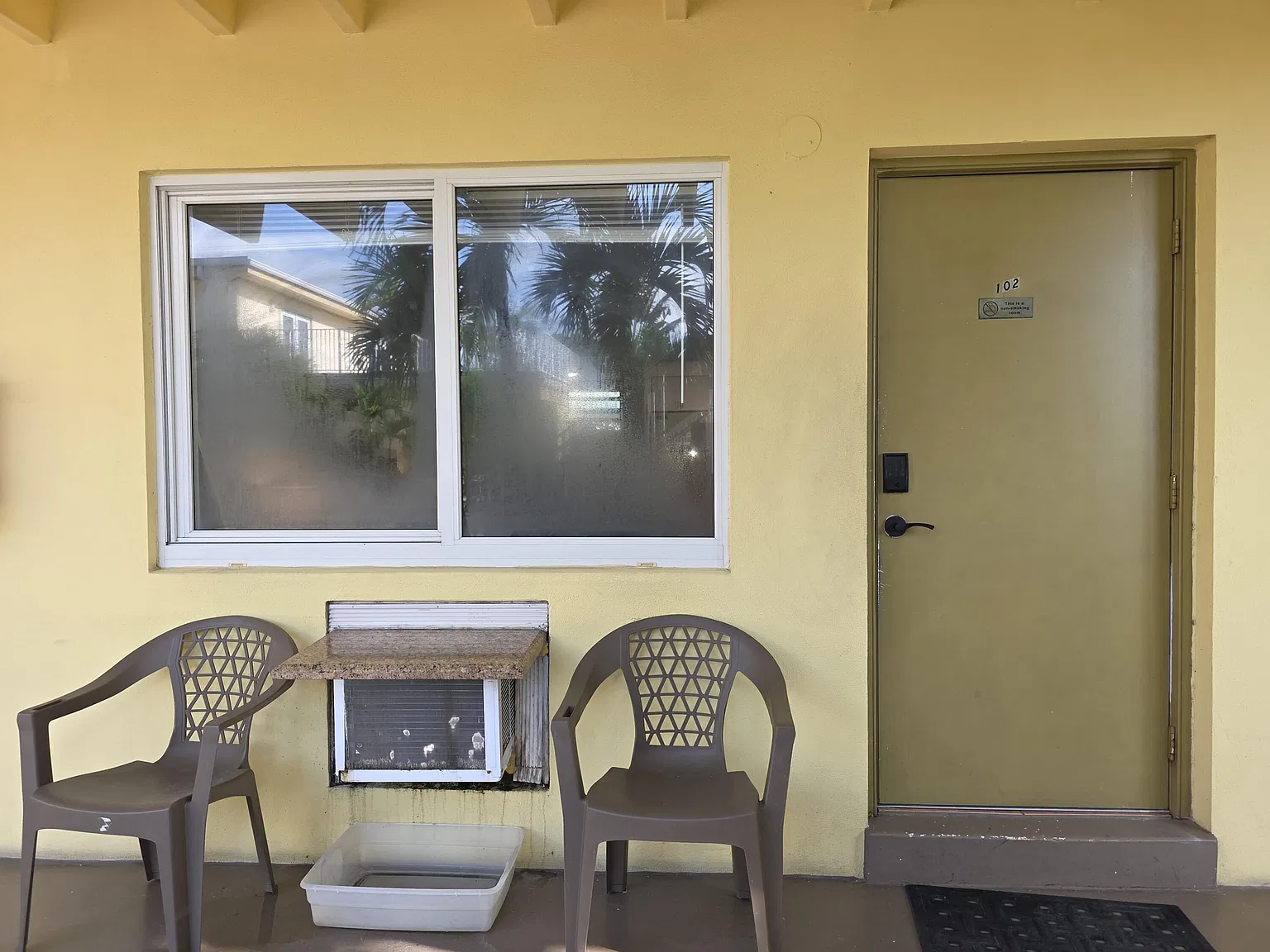 Capri Lake Worth Beach — Photo 2