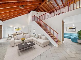 9481 SW 147th St, Miami, FL 33176