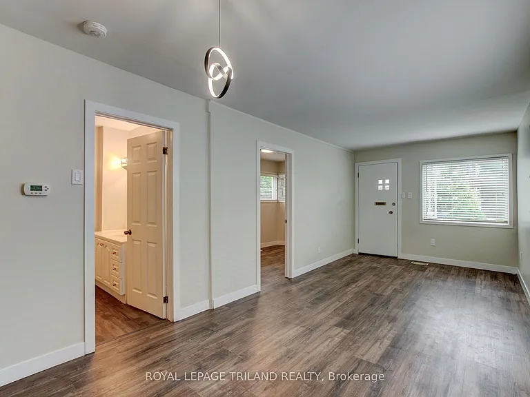 210 Emery St E — Photo 5