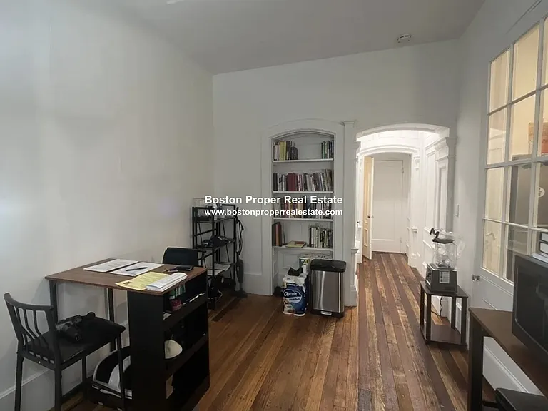 2 Joy St #4 — Photo 5