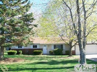 3295 Simpson Rd, Fort Gratiot, MI 48059