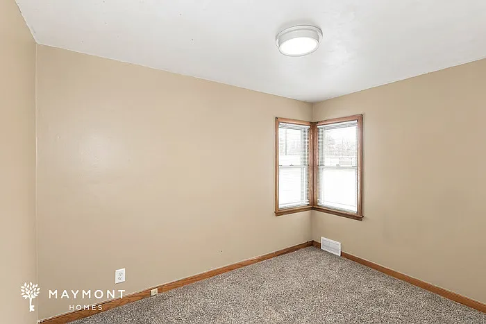 5849 Colfax Ave N — Photo 16