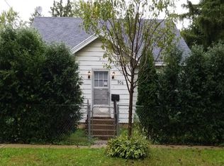 906 Hamilton St, Stoughton, WI 53589
