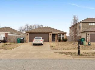 201 E Glendale, Rogers, AR 72756