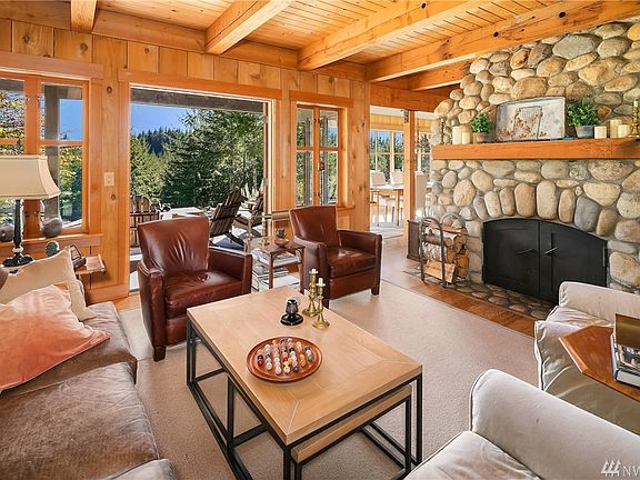 2nd image of 39903 E Whitehorse Dr