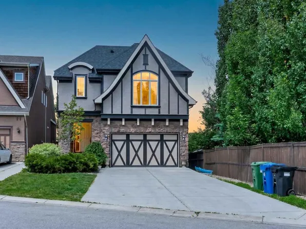 244 S Mahogany Bay SE, Calgary, AB T3M 0Y1