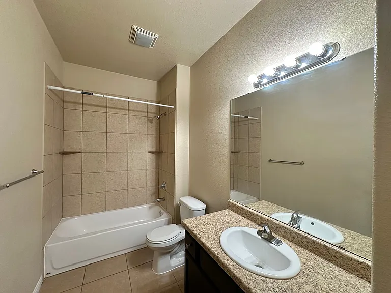 1306 Cavalry Ln — Photo 17