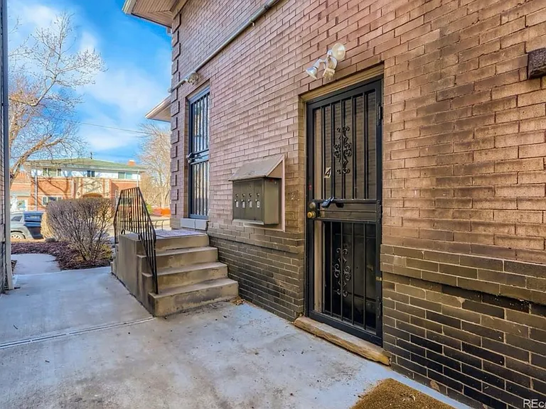 478 N Logan St #2 — Photo 10