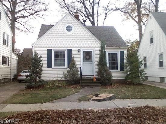2nd image of 3166 W 160th St