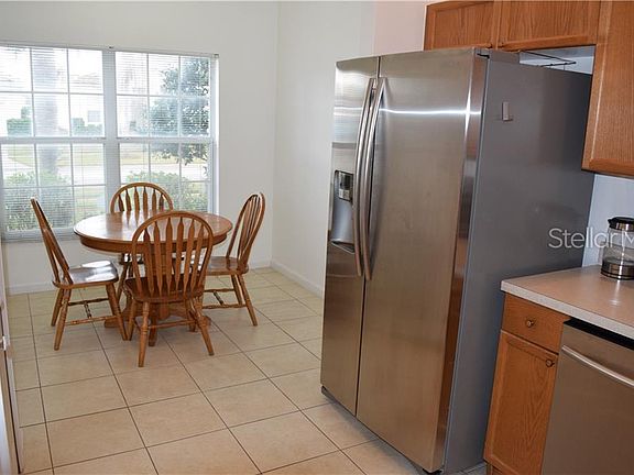 4th image of 8118 Fan Palm Way