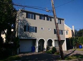 5 Meadowbrook Rd, Brookline, MA 02467