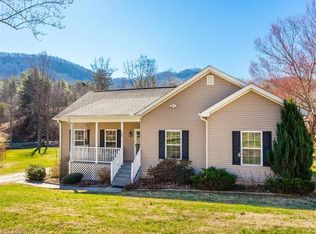 39 Dix Creek One Rd, Leicester, NC 28748