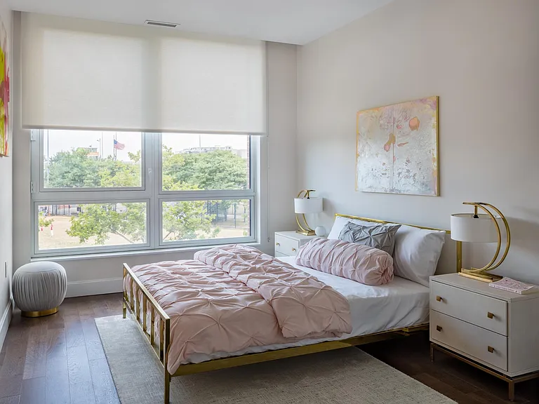 372 9th Luxury Rentals — Photo 72