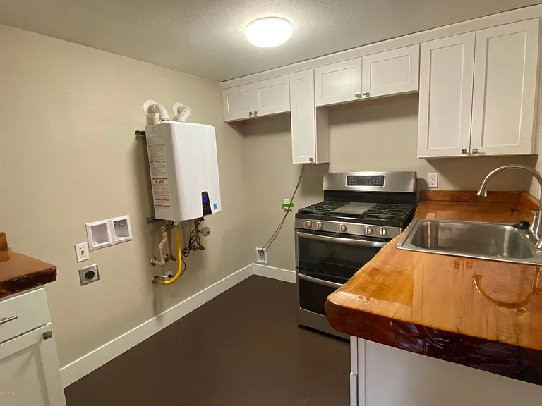 600 S Mud Springs Rd — Photo 18