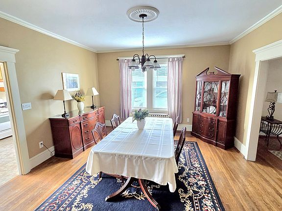 5th image of 42 Byron St