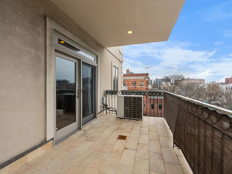 12-14 31st Ave #6 — Photo 11