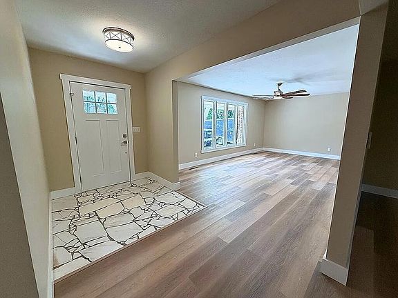 5th image of 1527 E Hanover Street