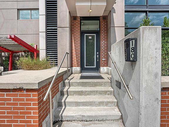 3rd image of 180 Borough Dr