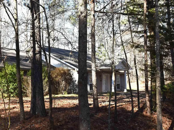 702 Old Rockford Rd, Sylacauga, AL 35150