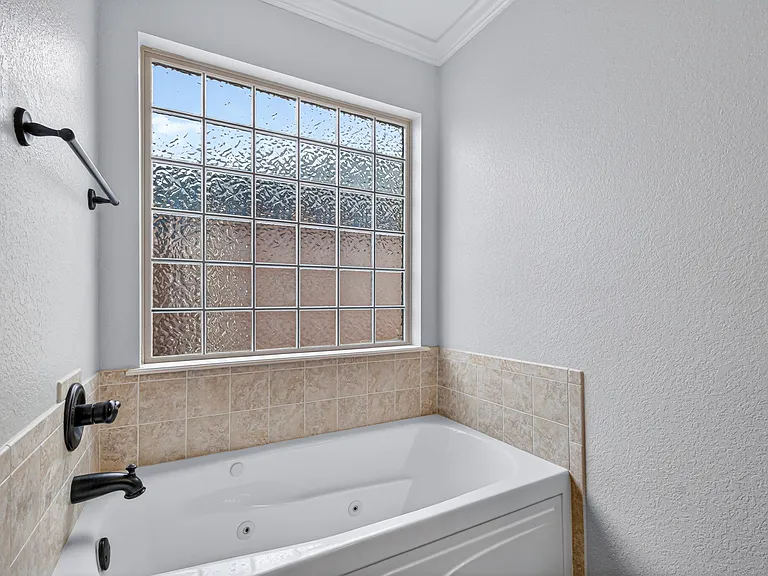 2701 Dyllan Ct — Photo 17