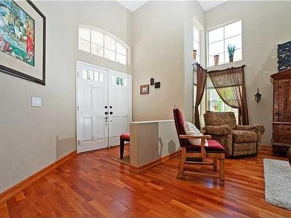 2nd image of 5418 Caminito Vista Lujo