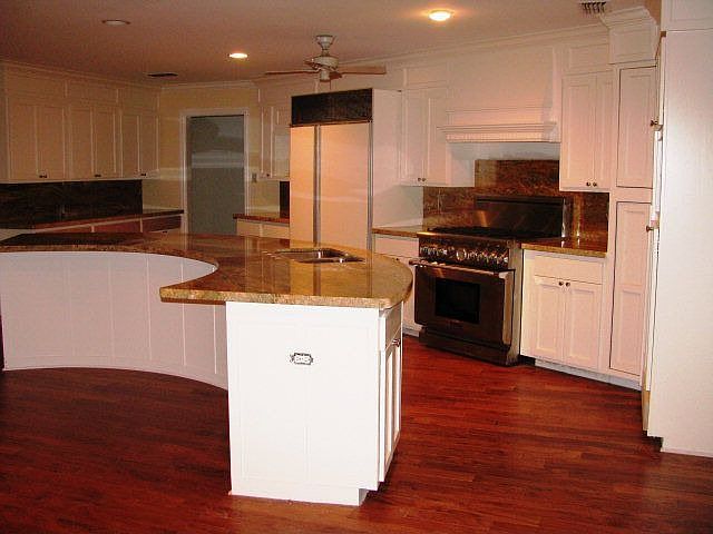 2nd image of 706 Augusta Dr