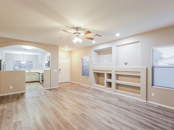 5th image of 5260 N 42nd Ln