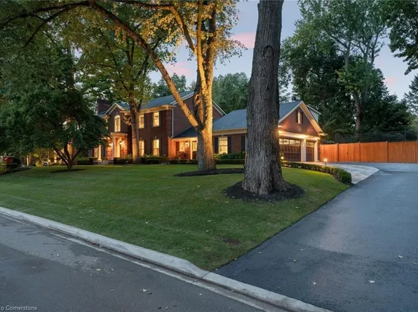 11 Birch Hill Ln, Oakville, ON L6K 2P1