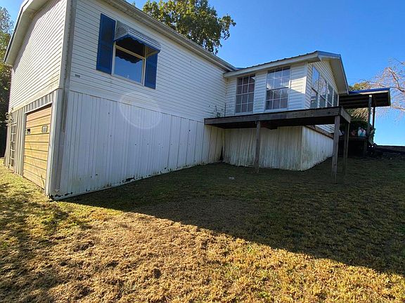 3rd image of 106 Serrento Ln