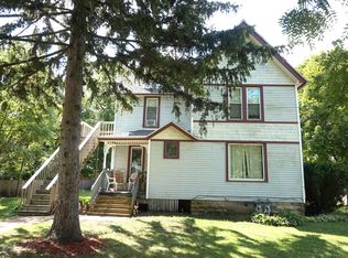 436 W Corning Ave, Peotone, IL 60468